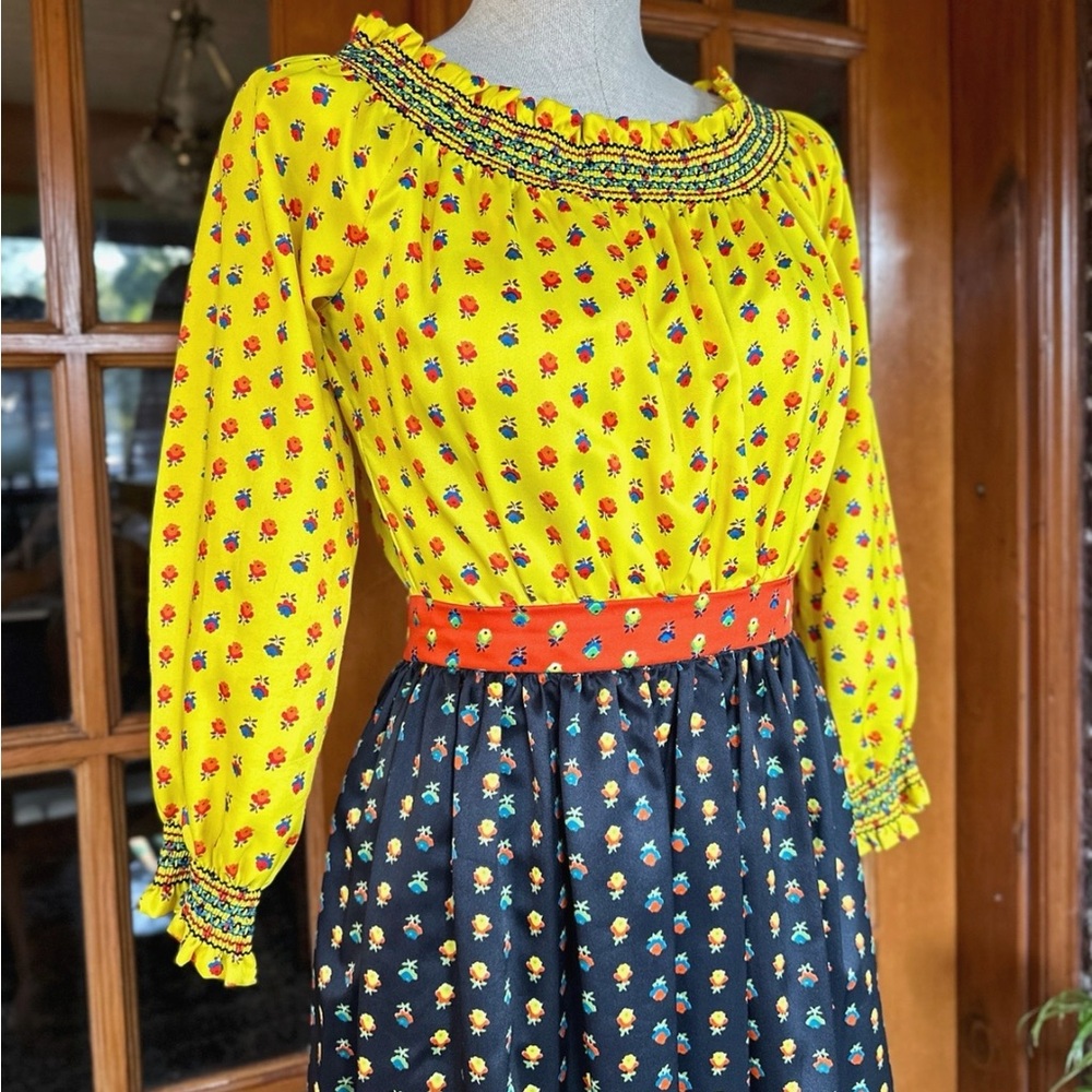 1960s Smocked Retro Maxi Dress - Picture 8 of 11